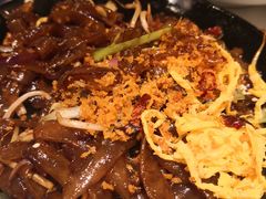 避风塘干炒牛河-食大利香港茶餐厅(南亚风情第一城店)