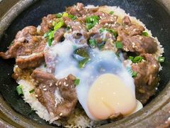 窝蛋牛肉煲仔饭-红星光发煲仔饭(大石街店)