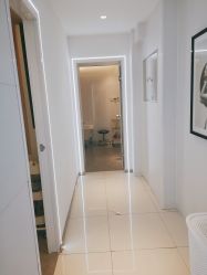 -LESSMORE科技头皮理容中心