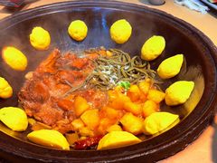 -万里闯关东铁锅炖菜馆(高新旗舰店)