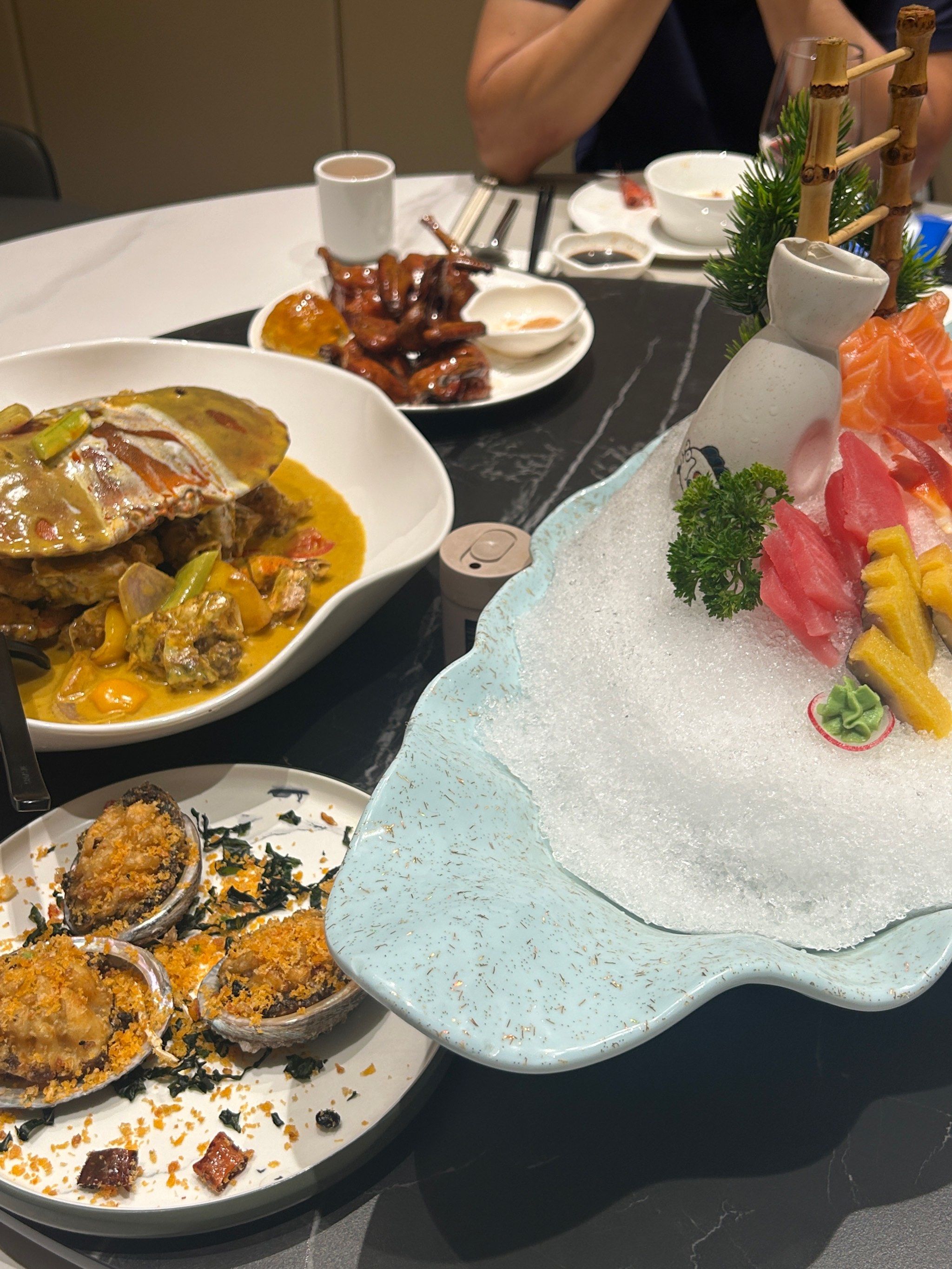 海鲜 ##聚会必吃的餐厅 #私房菜
吃海鲜,都给我来「9号码头海鲜