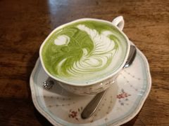 宇治京都抹茶拿铁-古董花园