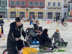 -丁香湖丁香小镇Citypark滑雪公园戏雪嘉年华