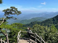 -罗田薄刀峰风景区