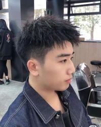 -茶发Salon·烫发染发理发