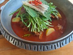 -喇喇排骨火锅·传统韩式脊骨汤(望京西园总店)