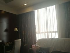 -锦龙国际酒店(天津奥体中心华苑地铁站店)