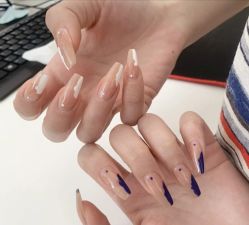 -孔雀手美甲美睫护理