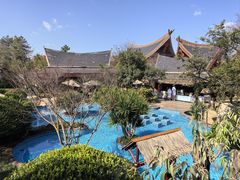 -七彩云南古滇温泉山庄