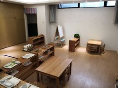 -绿城奇妙园双语日托(华茂悦峰园区)