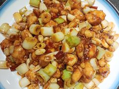 -靠山屯东北农家菜(八龙桥雅苑店)