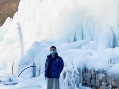 -大平台龙居瀑布旅游区