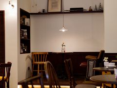 -Café Monson