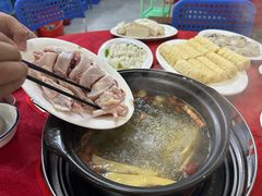 -花苑美食横琴生蚝火锅(拱北粤华路店)