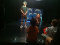 -猴有戏教育戏剧·音乐剧·主持口才·演讲朗诵辩论(环球港华师大校区)