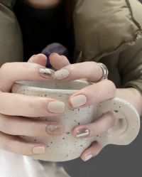 -桃色美甲沙龙