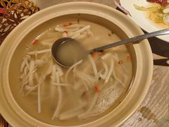 -耶里夏丽·新疆菜·28年喀什老馆(田林东路店)
