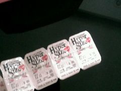 -4iNLOOK美瞳店(中山公园龙之梦店)