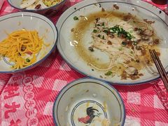 -荆九爷爆炒桥头三嫩(云南北路店)