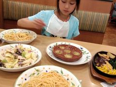 -萨莉亚意式餐厅(特力时尚汇店)