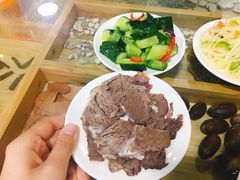 -陇上全荟兰州传统牛肉面(延吉路店)