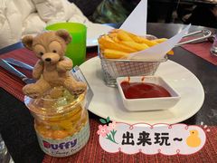 香脆薯条-WOLFGANG PUCK KITCHEN & BAR(迪士尼小镇店)