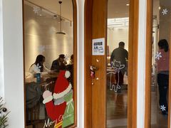 -有猫主题·治愈系猫咖(曾厝垵店)