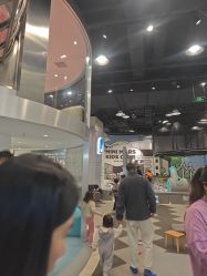 -MINI MARS 脚下的城市乐园·餐饮·派对(静安江宁店)