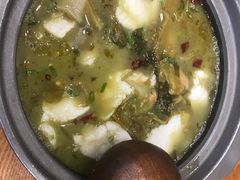 -周鱼小馆石锅酸菜鱼(活力汇店)