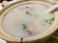 -新大咀港式茶餐厅(宝山万达店)