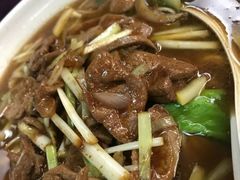 -何太太馄饨面铺(大浒东苑店)