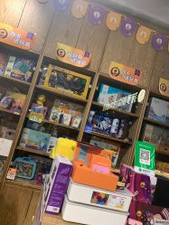 -菠萝树益智玩具体验馆(玖伍文化城店)