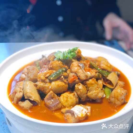 辉厨辣呦(吾悦广场店)