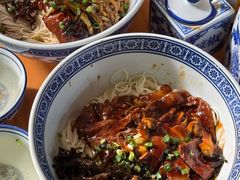 -沪西老弄堂面馆(定西路店)