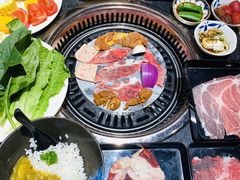 -匠牛亭·锅物烧肉放题自助(昆百大·泰业城店)