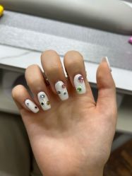 -小黑瓶美甲美睫