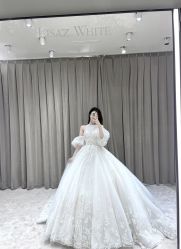 -Renee芮亦婚纱