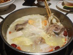 -三人行骨头王火锅(长寿店)