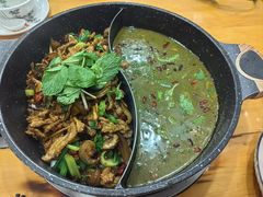 -榕江牛瘪牛肉火锅