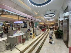 -资和信百货商场