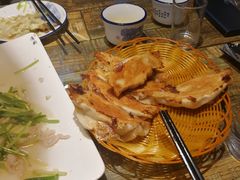 -阿洪锅贴王(小吃城店)