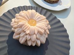 -潮一不贰·法式甜品·生日蛋糕·西式简餐(外滩店)