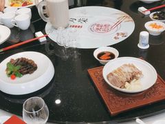 -香山湖家家宴(中山陵店)