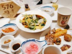 -四海一家自助餐(益田假日广场店)