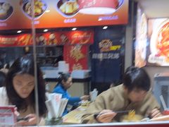 -魔都三兄弟酸辣粉·蘸卤炸串(虹桥万科店)