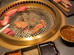 -铭牛烧肉·和牛海鲜自助(高新月牙湖店)