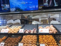 面包甜点陈列柜-月枫堂(长春这有山店)