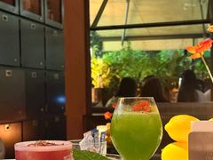 -TOT BISTRO餐酒馆