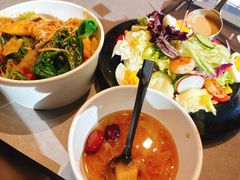 -W COLLECTIVE  DESSERT SHOP