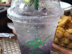 蓝莓气泡水-Chom Cafe and Restaurant